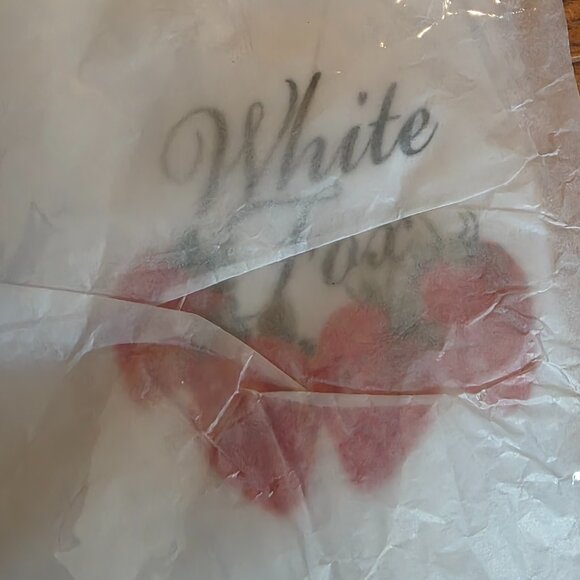 White Fox Tee - Picture 5 of 7